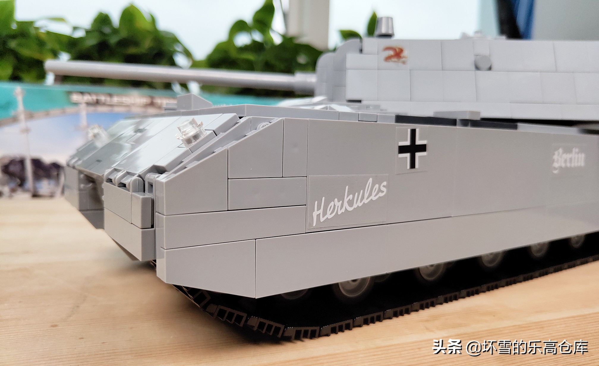 大型99a主战坦克简单乐高积木教程 (怎么用乐高积木拼中国96b主战坦克)