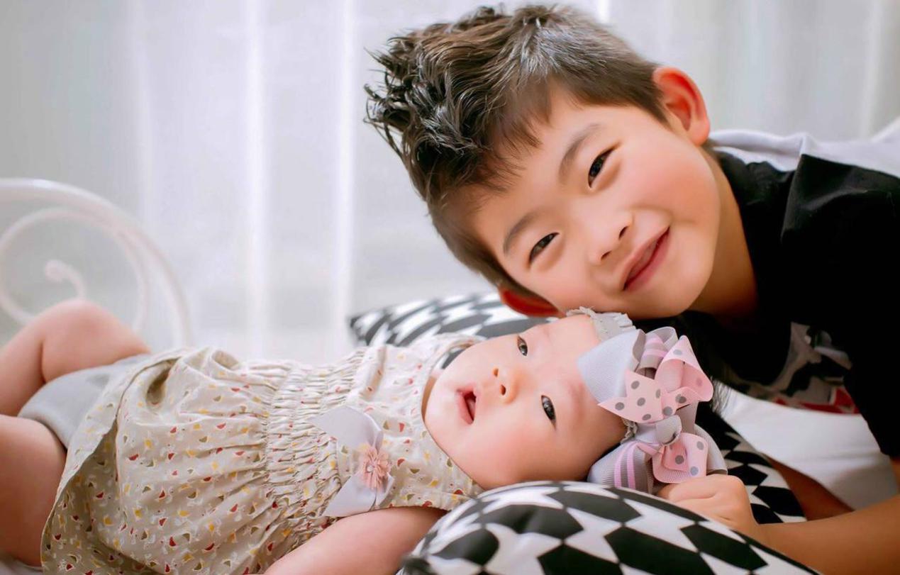 乱摸会影响孩子智力，家长谨记“三摸*不五**摸”，对孩子成长更有利