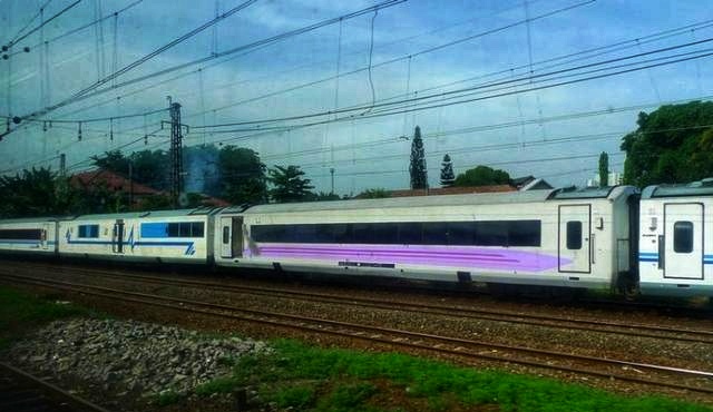 印尼豪华列车,印尼豪华铁路客车