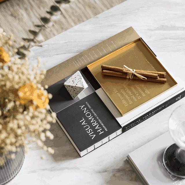 将自然风景与诗人的作品相融合,将大自然唯美意境留在瞬间