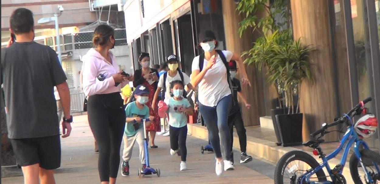 陈茵媺路人视角,超人妈妈容祖儿