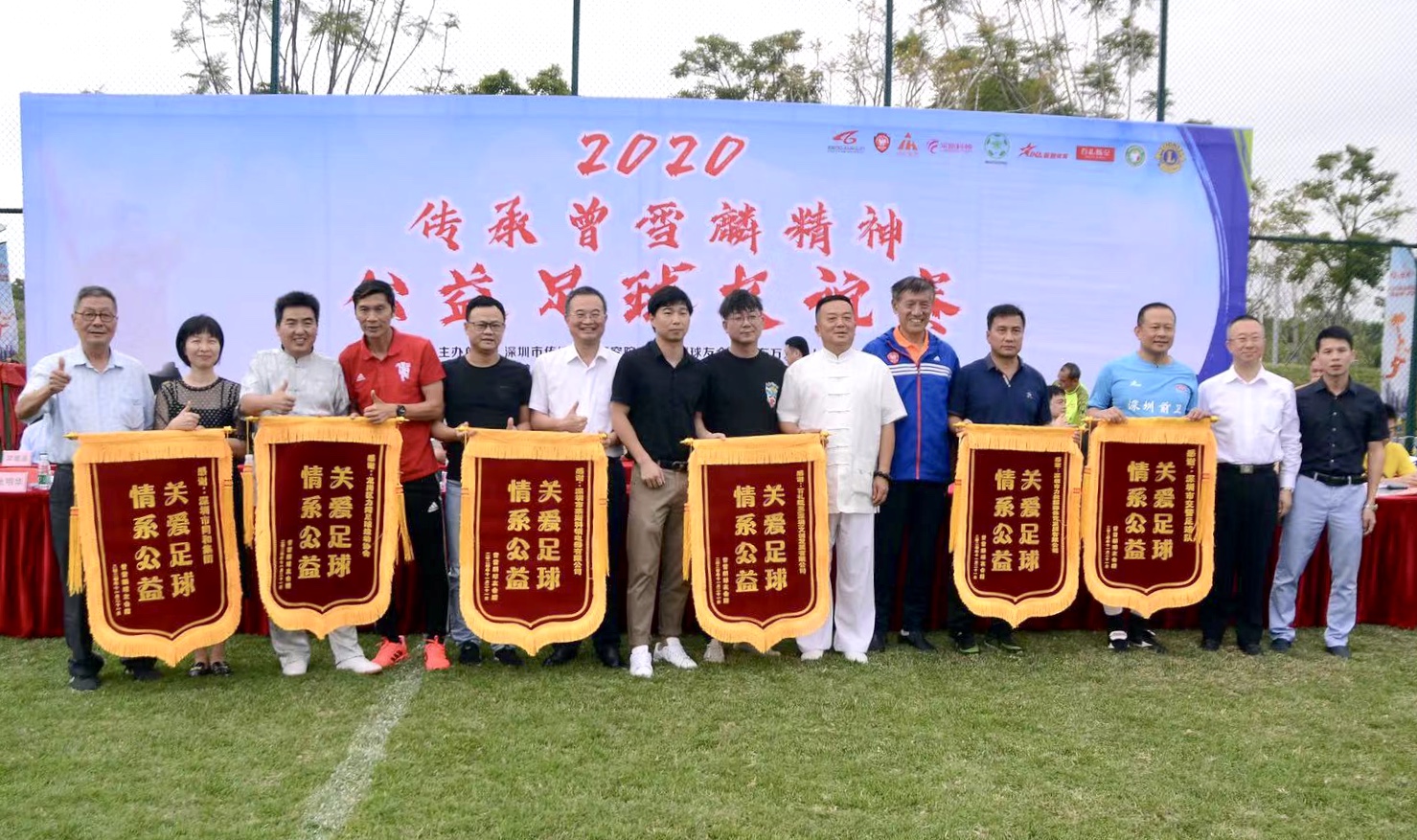 传承奥运精神争做有志少年,传承体育精神争做时代新人