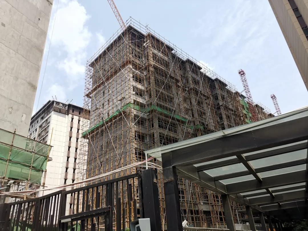 天府一街新晋“一哥”，不完美的“刚需”