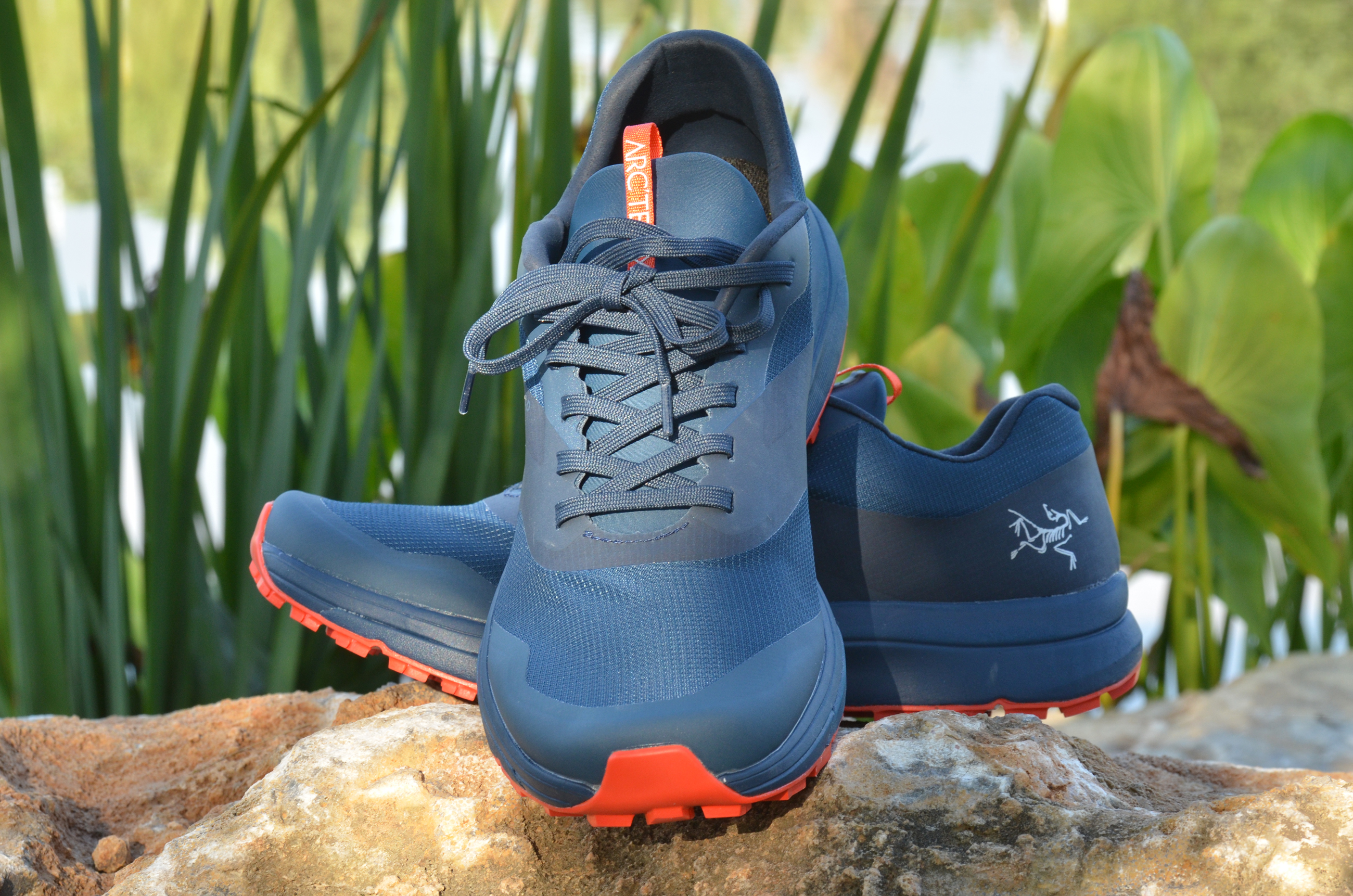 始祖鸟新款越野跑鞋新配色,arcteryx始祖鸟最新款