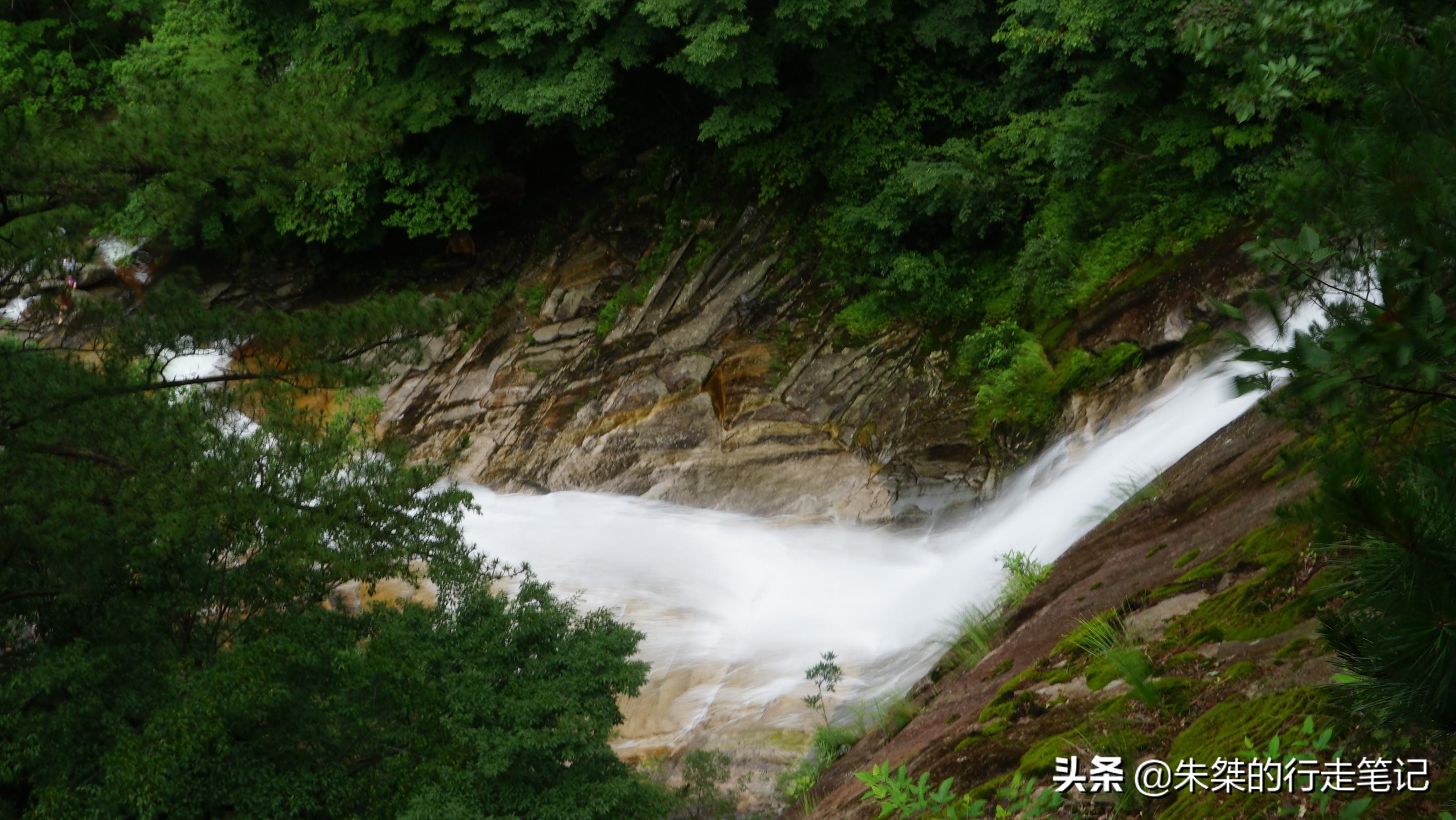 大别山里天堂寨风光秀丽,巍峨壮丽的大别山