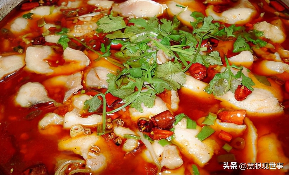 《侯海洋基层风云》中肥肠火锅鱼发生的故事