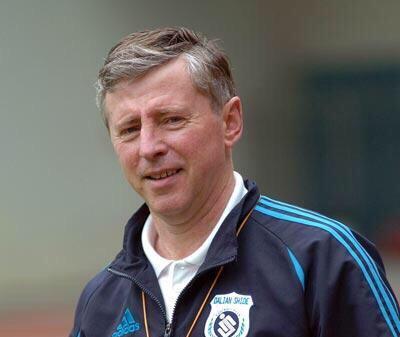 郑智英超夺冠视频,郑智中国足球赛前动态