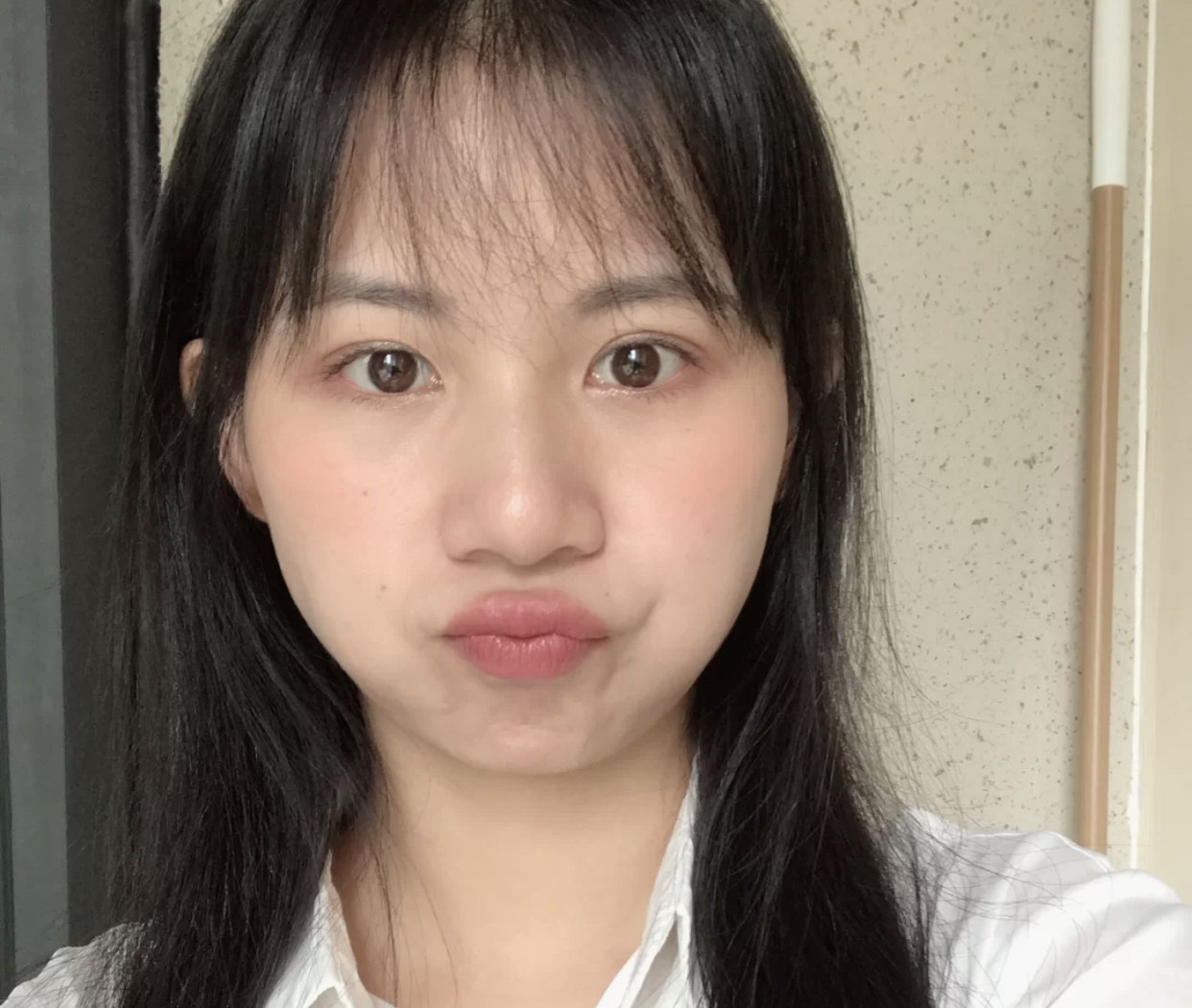 CPB口红成功“出圈”，大牌口红中质感顶尖，尤其103