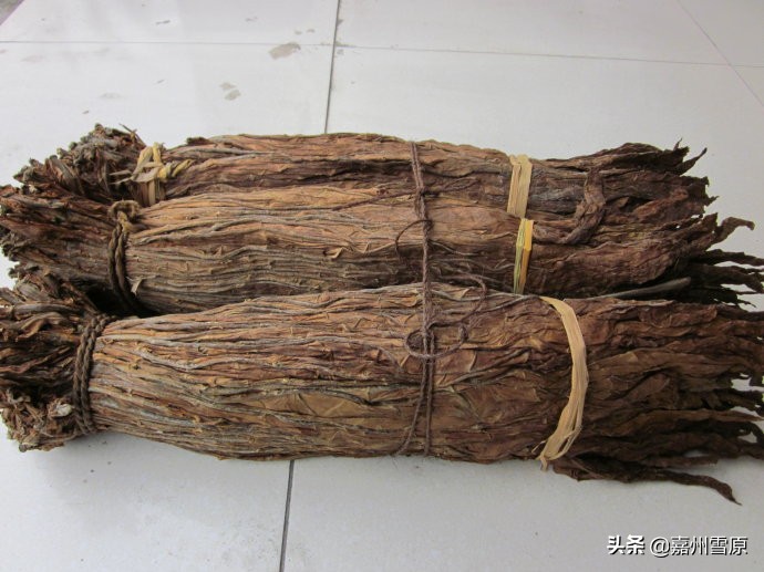 关于卖烟的伤感文案,买烟散文