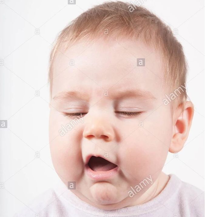 宝宝鼻涕黄粘稠有血丝怎么办,小孩鼻涕青黄粘稠怎么回事