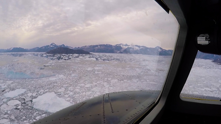 格陵兰冰川一天融化120亿吨,格陵兰岛冰盖巨厚是主要原因