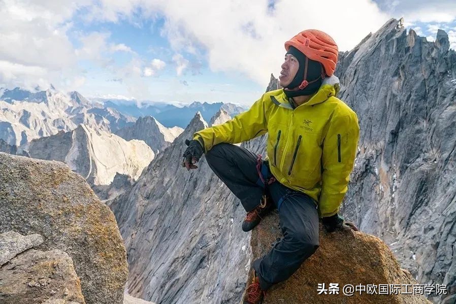 始祖鸟在国内的市场份额有多大,始祖鸟2000多