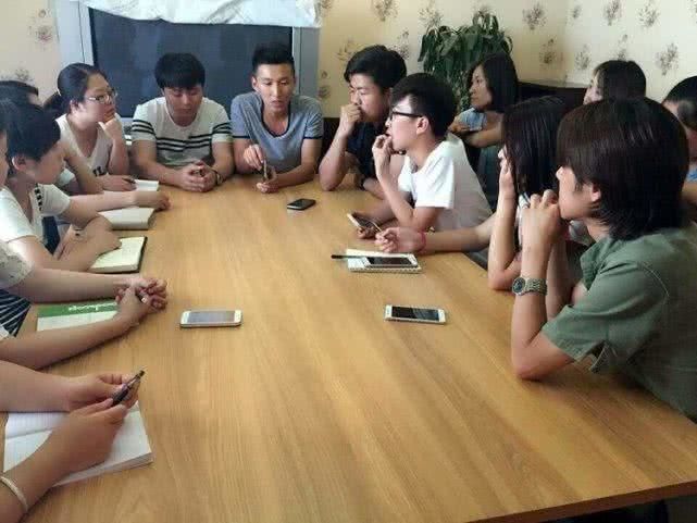 浙大计算机硕士百万年薪,大学生做软件开发有前途吗