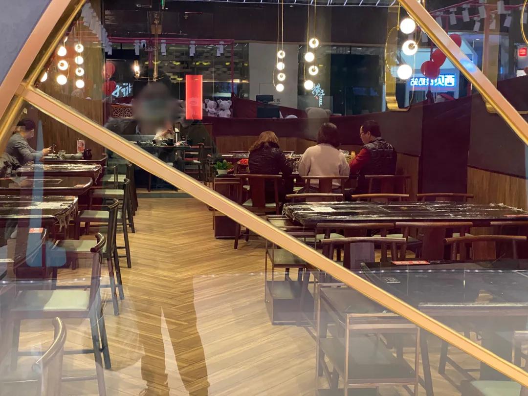 恢复堂食第一顿饭视频,恢复堂食第一天的感觉