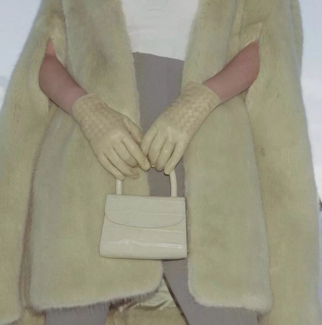 小众包包女2022新款百搭粉色,最近入手的小众包包