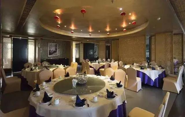 六悦海尚湾畔酒店,六悦海尚湾酒店