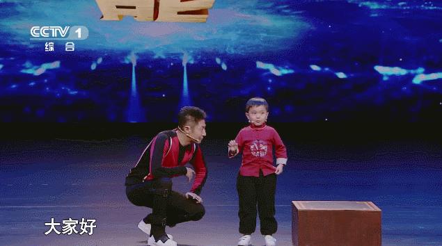 隔代抚养怎么样？退休奶奶带孩子，并坚持古诗词培养出5岁小神童