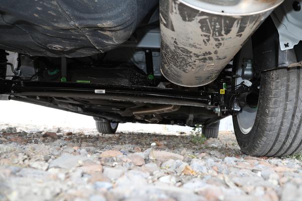 吉利远景：都说车内空间大，油耗表现究竟如何？