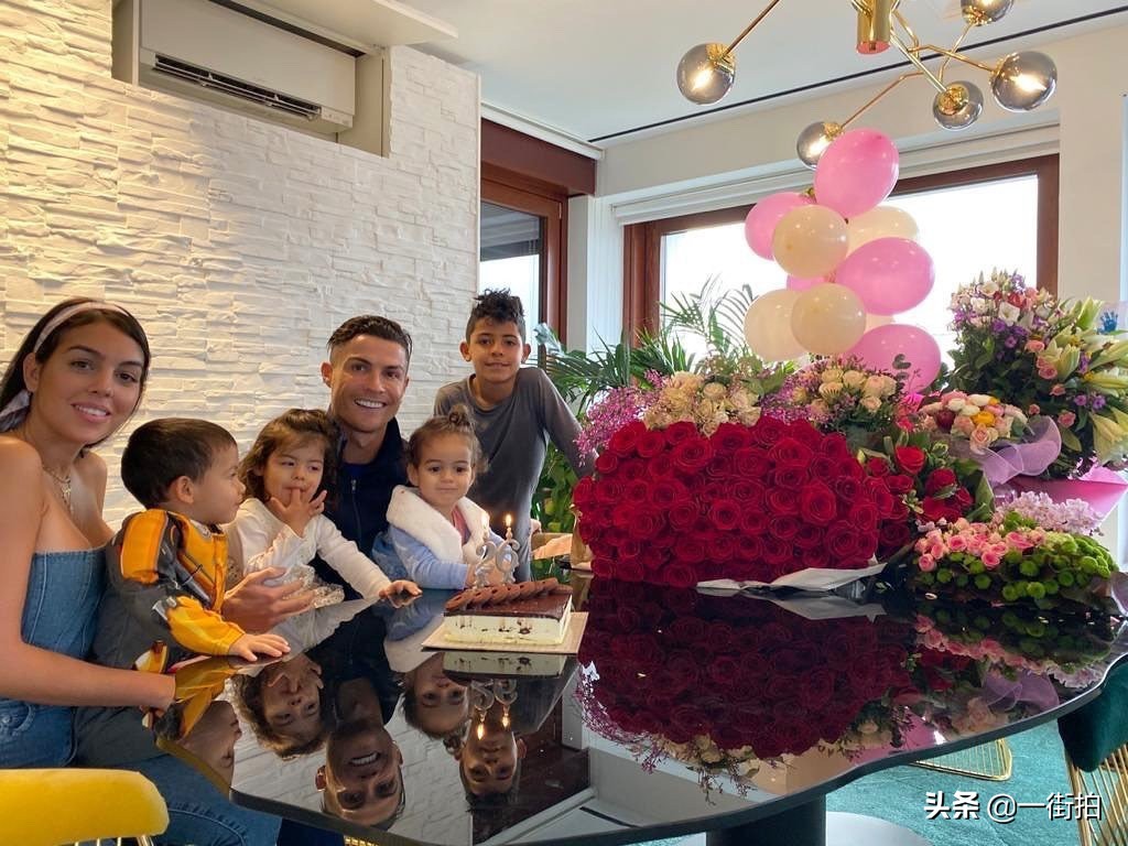 c罗为乔治娜去迪士尼,c罗为乔治娜剪头发