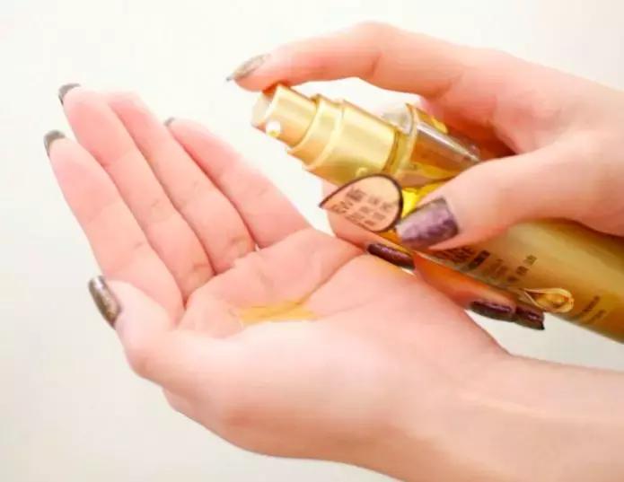 屈臣氏必买的平价好物,屈臣氏平价好用的变色唇膏推荐