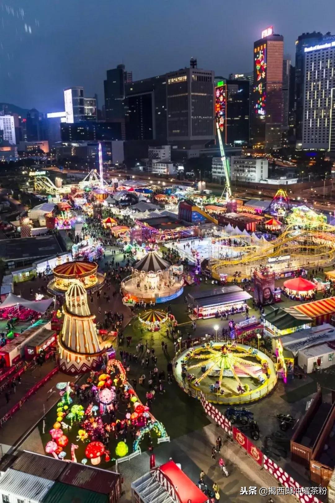 过分美丽!圣诞灯饰点亮香港:泰迪熊、比卡超、布丁狗陪你过圣诞