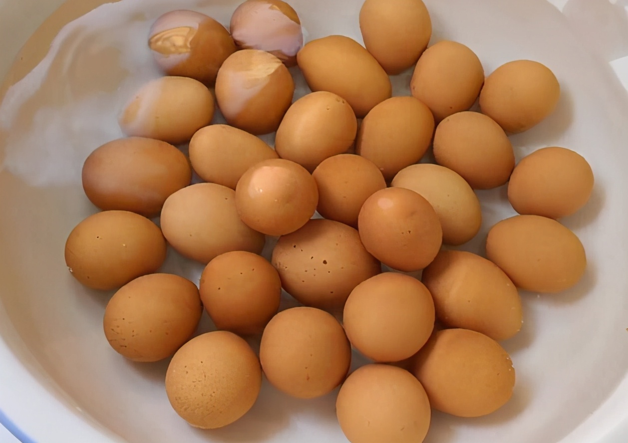 腌鸡蛋怎么腌的流油好吃原味,怎样腌鸡蛋好吃又流油视频