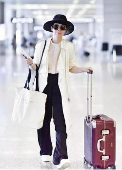 帆布包旧包翻新最简单方法,帆布包改造时代少年团