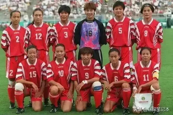 有钱人玩的足球,有钱人才玩的球