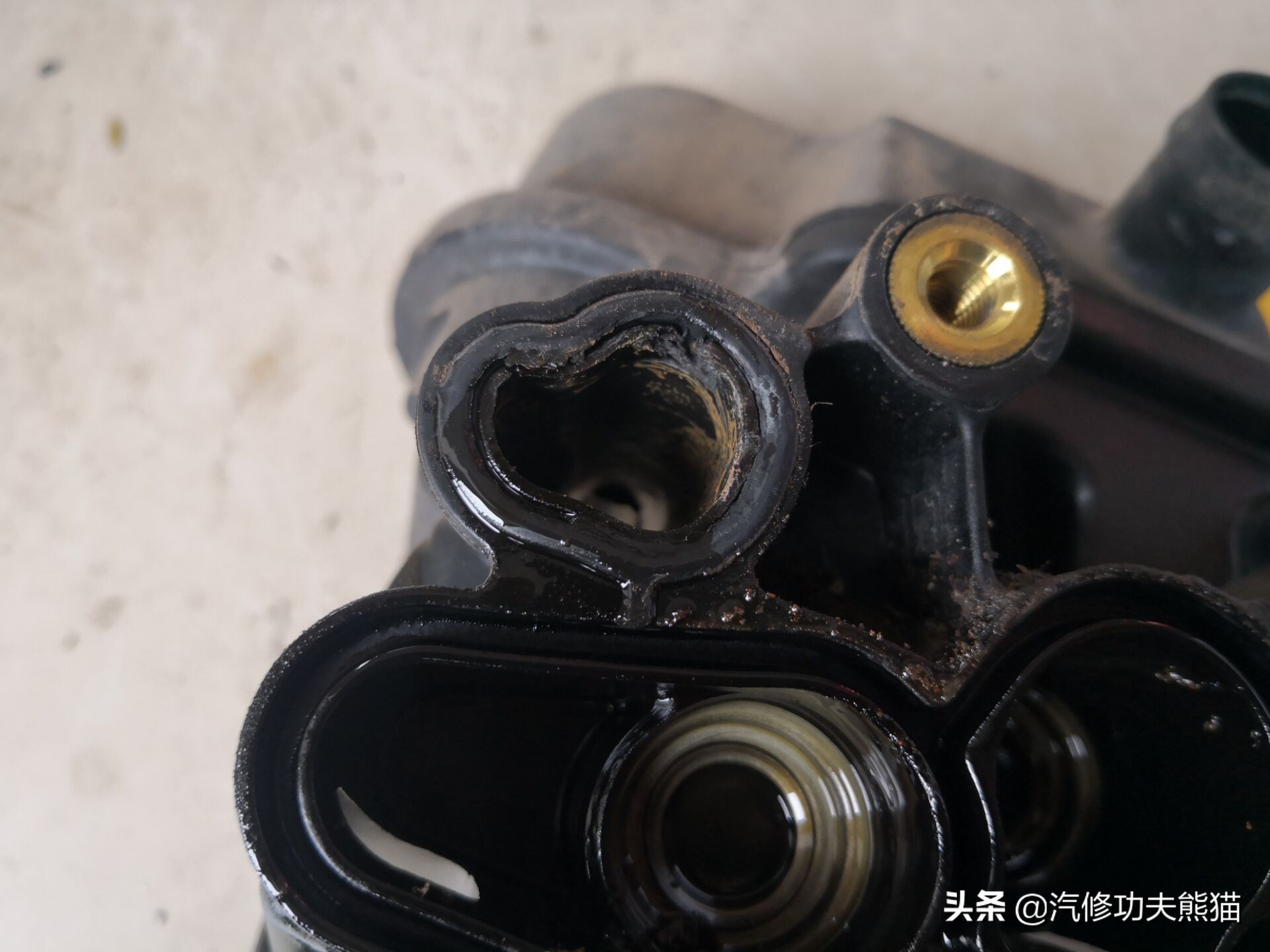 10年奥迪a6l2.0t烧机油怎么解决,10年奥迪a6l2.0t烧机油维修