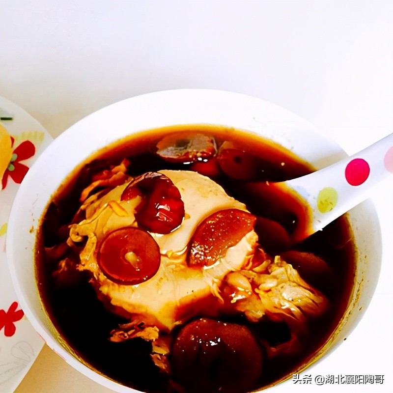 夏天喝什么汤补气血不上火,女人不上火补血补品