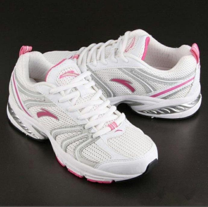 鞋舌总跑偏怎么解决低帮鞋,鞋舌总跑偏怎么解决不硌脚