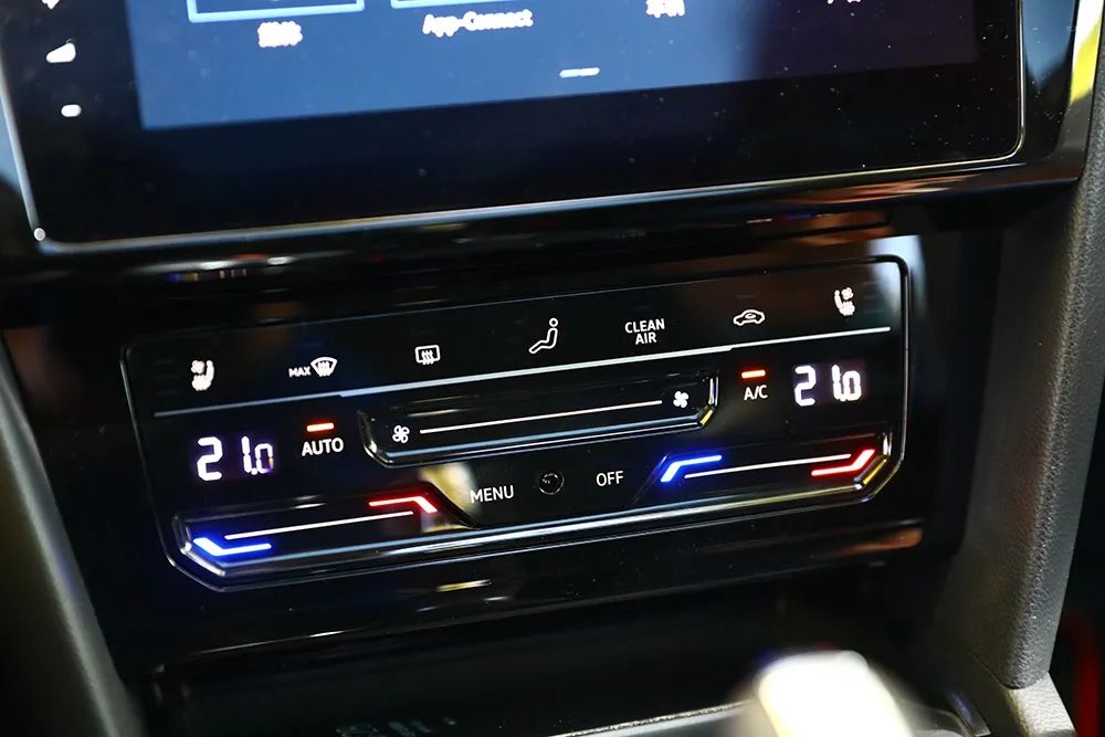 全款拿下大众cc猎装版新车,一汽大众新款cc猎装车申报图曝光