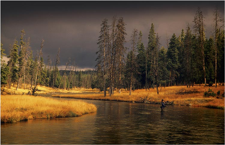 涓栫晫涓婃渶澶х殑鍏洯榛勭煶鍏洯,榛勭煶鍏洯鏄摢涓浗瀹剁殑鍏洯