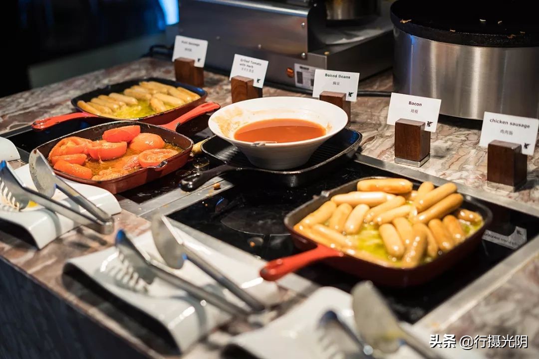 安吉民宿下雪的视频,安吉城堡酒店