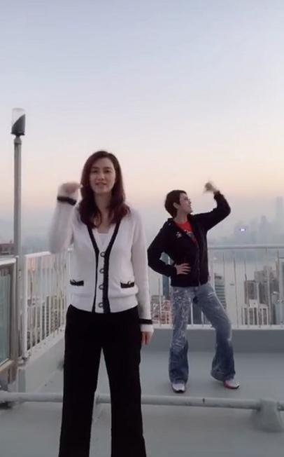 48岁洪欣复出后有点憔悴,48岁洪欣最惊艳的图片