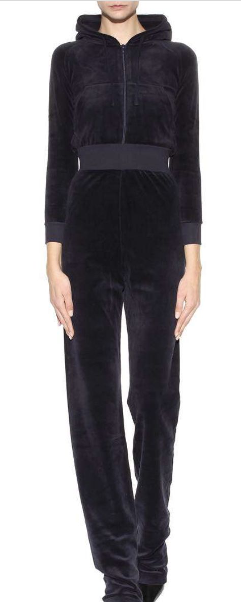 00后妹妹霸占年末荧屏却靠甜系穿搭霸占我的心