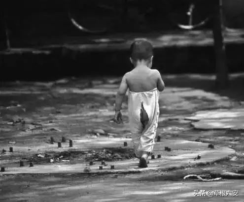 泪目的照片图片,泪目老人图片