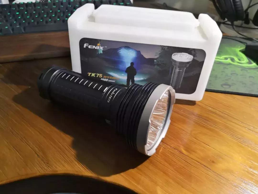 想改个车灯不知道改什么车灯好,想改但是不知改什么