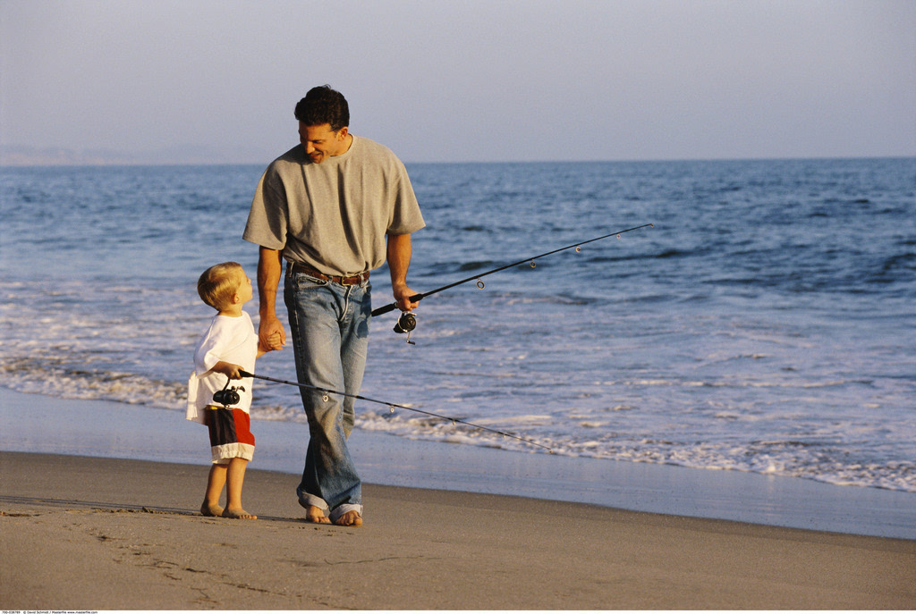 学习家庭教育改善亲子关系,家庭教育更好的方式是亲子沟通