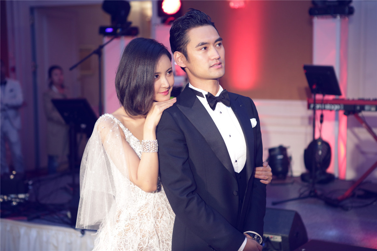 眼神清澈含情，声音温柔有磁性，湖北果然盛产国风*男美**