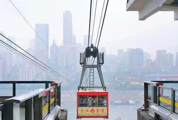 璁╃櫨搴︽棤璇殑闂,璁╃櫨搴﹀穿婧冪殑鐬棿