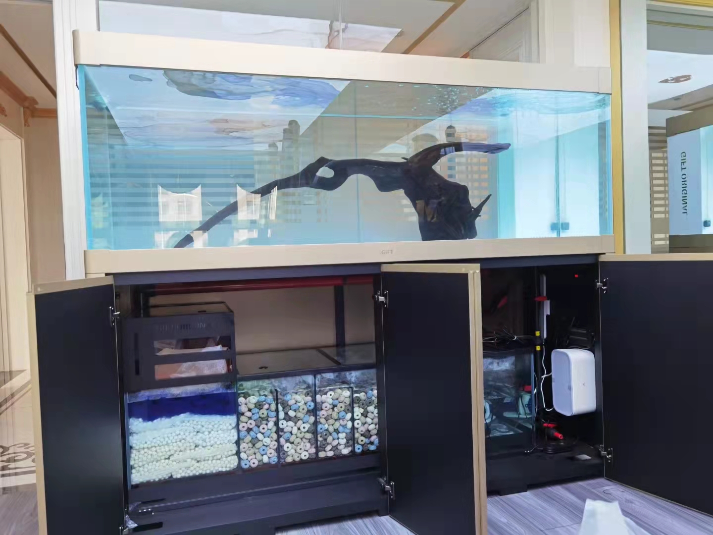 新买的鱼缸需要怎么处理再入缸,新鱼缸到家怎么处理