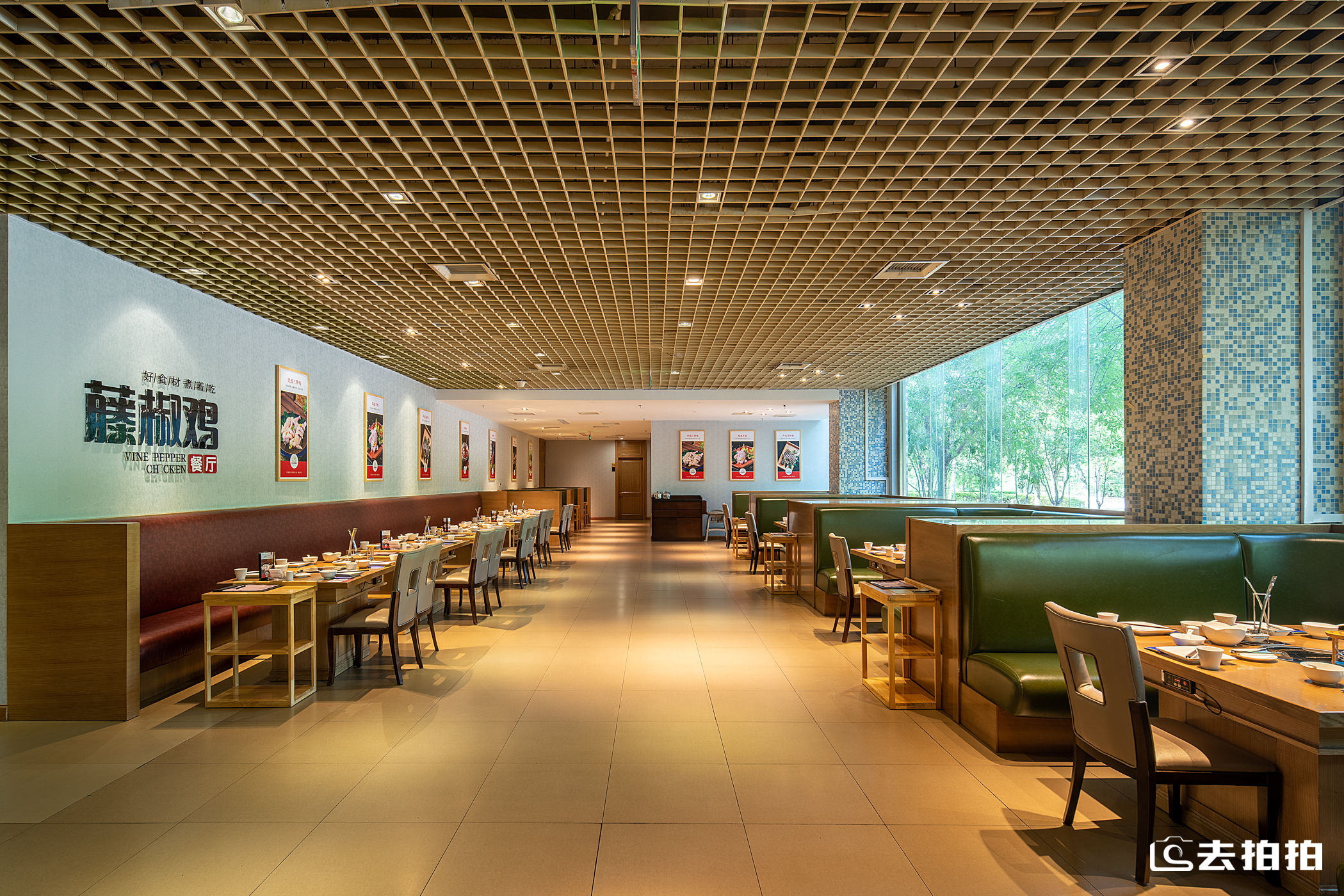 去拍拍蓝海酒店l做一片有温度的“蓝海”