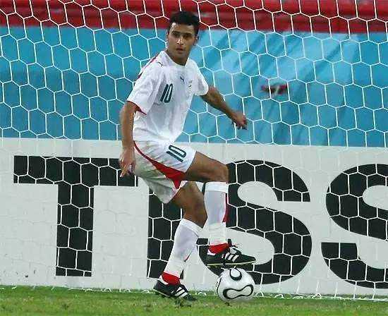 04年伊朗侮辱式头球进球,伊朗十大精彩进球