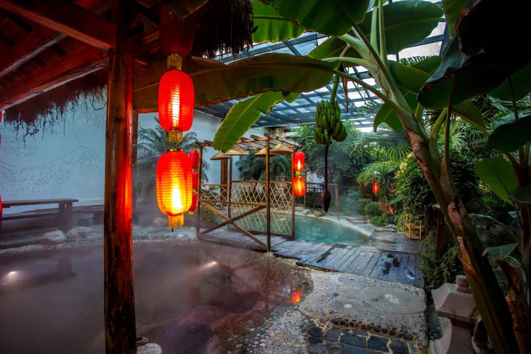 泡温泉到什么地方去,大理去哪里泡温泉最好