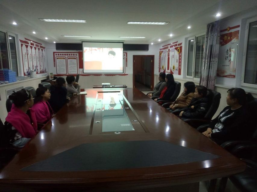 巾帼改革先锋,致敬巾帼改革先锋