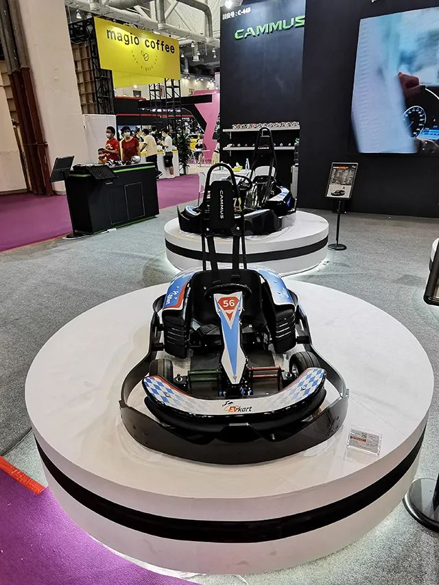 小孩电动汽车卡丁车,儿童小车手