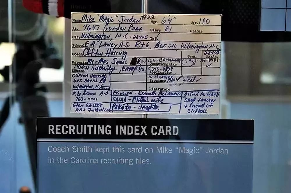 艾弗森一战证明自己,你永远不知道艾弗森有多强