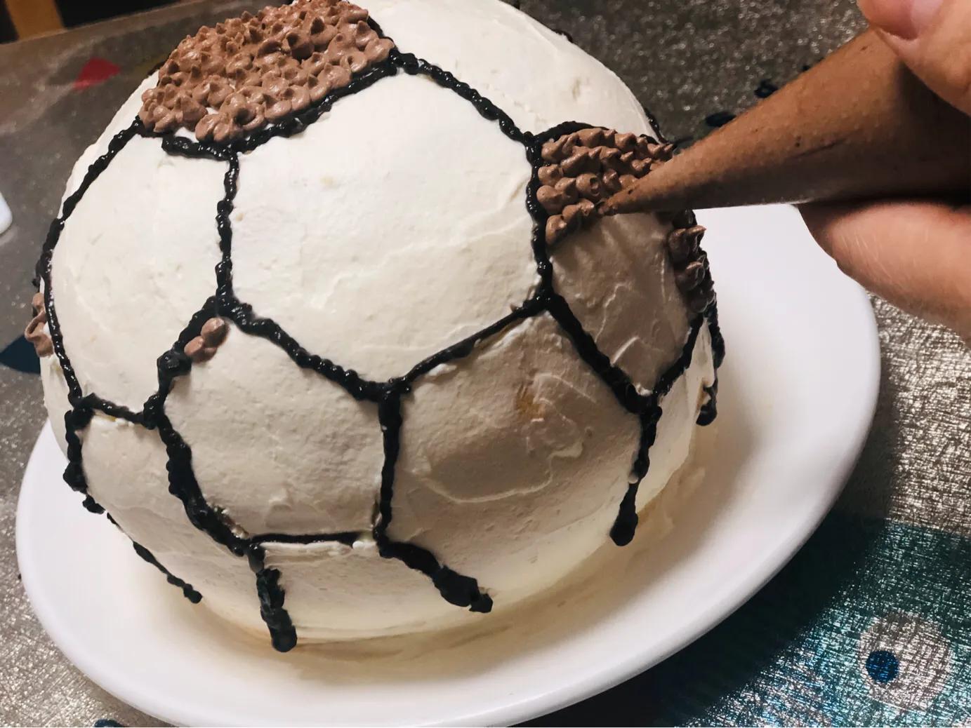 足球生日蛋糕做法,足球生日蛋糕预定