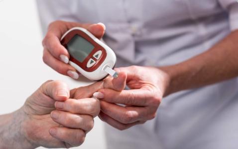 糖尿病患者的伤口愈合有什么方法,为什么糖尿病患者伤口很难愈合